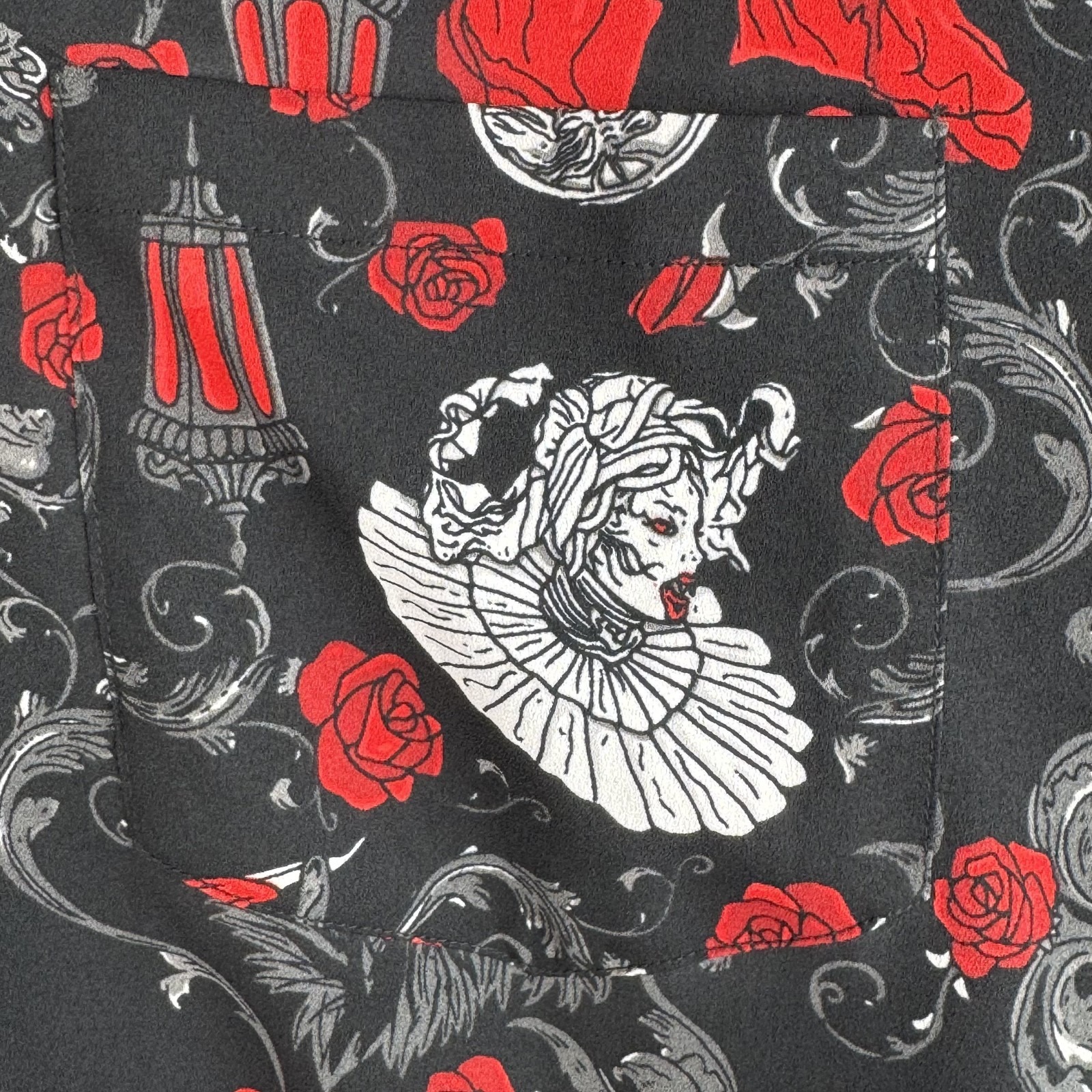 La Femme En Noir Bram Stoker's Dracula Camp Shirt Women's Xxs Black Gothic Nwt — image 3 of 8